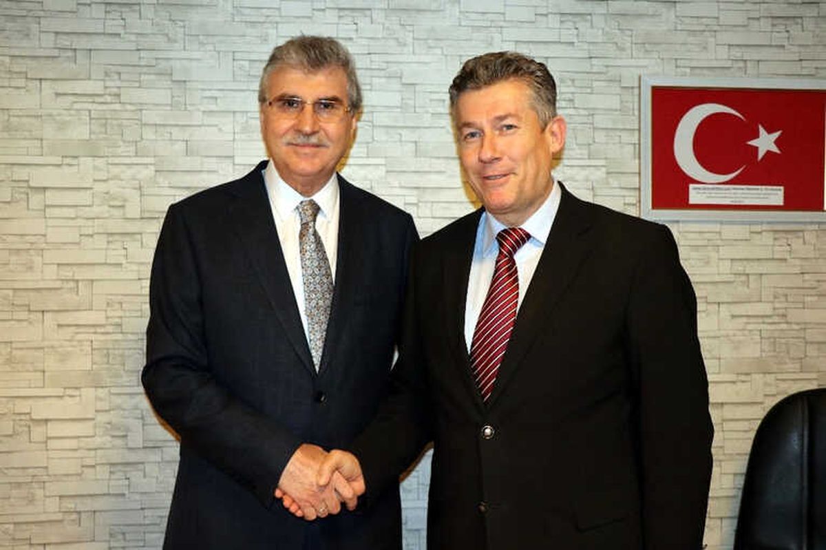 Ekrem Yüce\'den İha\'ya Ziyaret