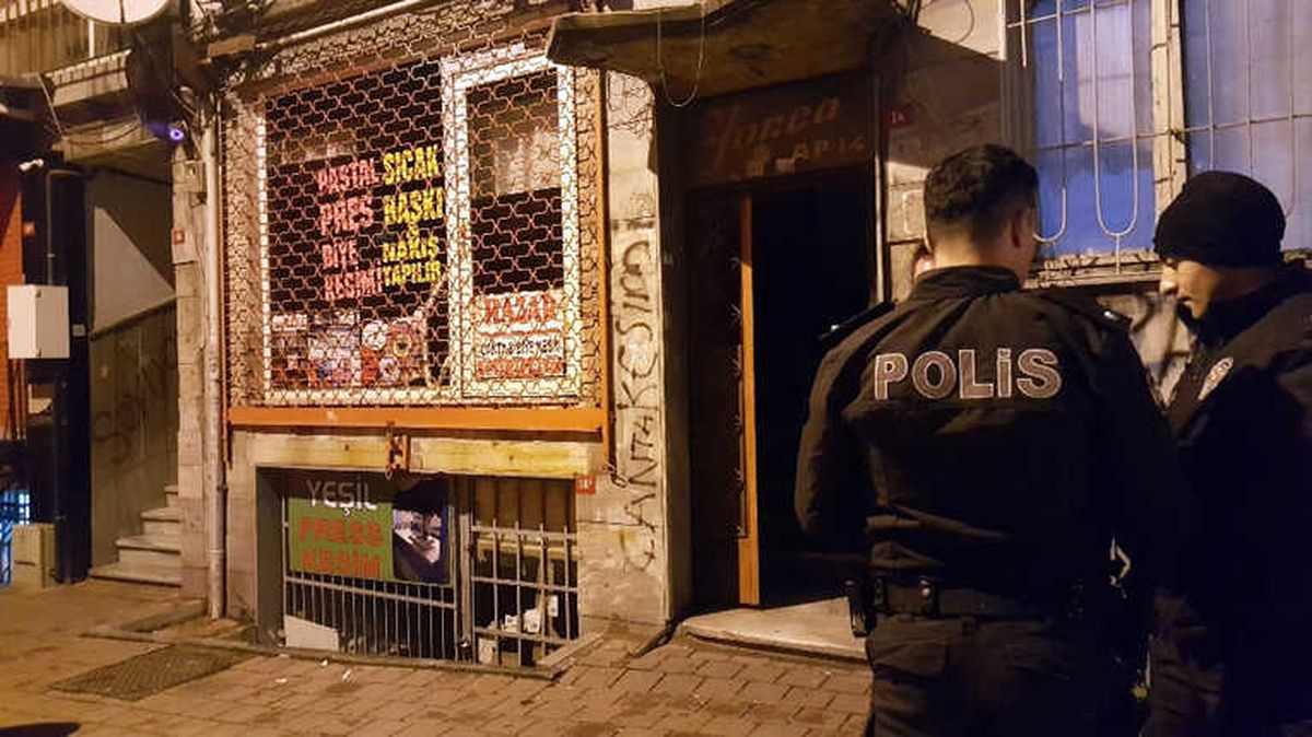 Fatih\'te Bir Çift Evlerinde Ölü Bulundu