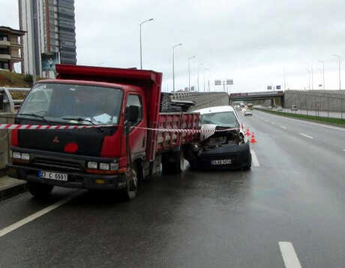 Gaziantep\'te Trafik Kazası: 2 Yaralı