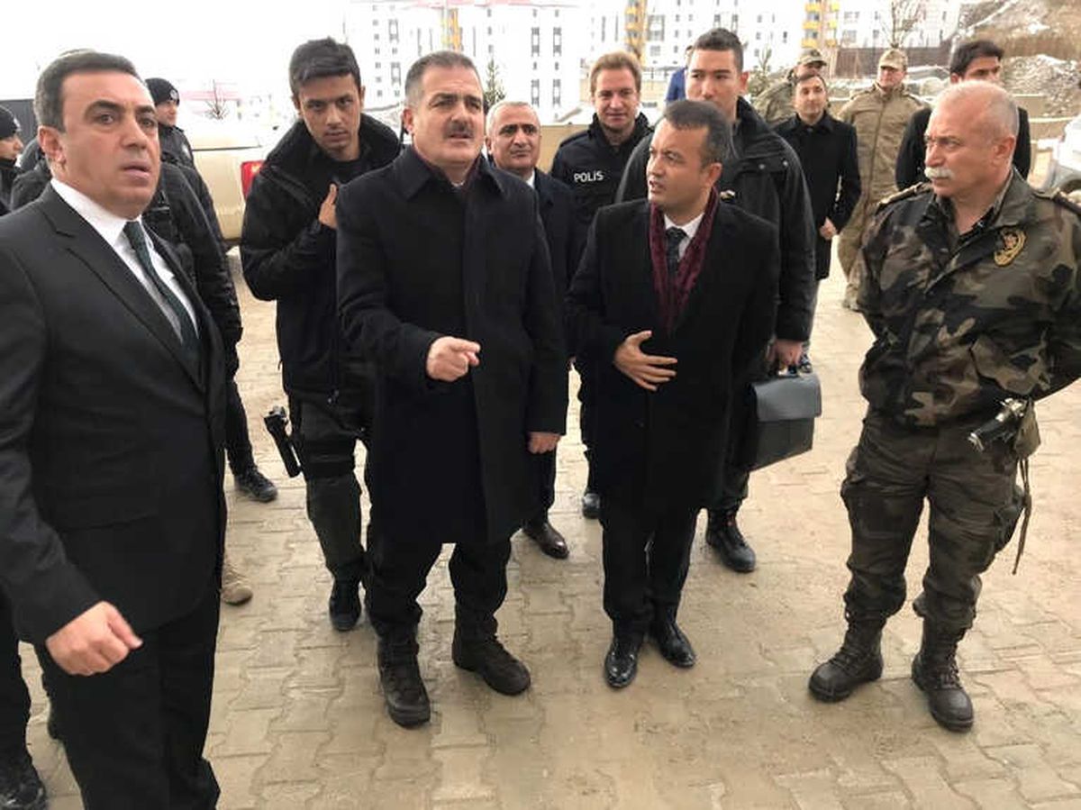 Hakkari Valisi Akbıyık Yüksekova\'da