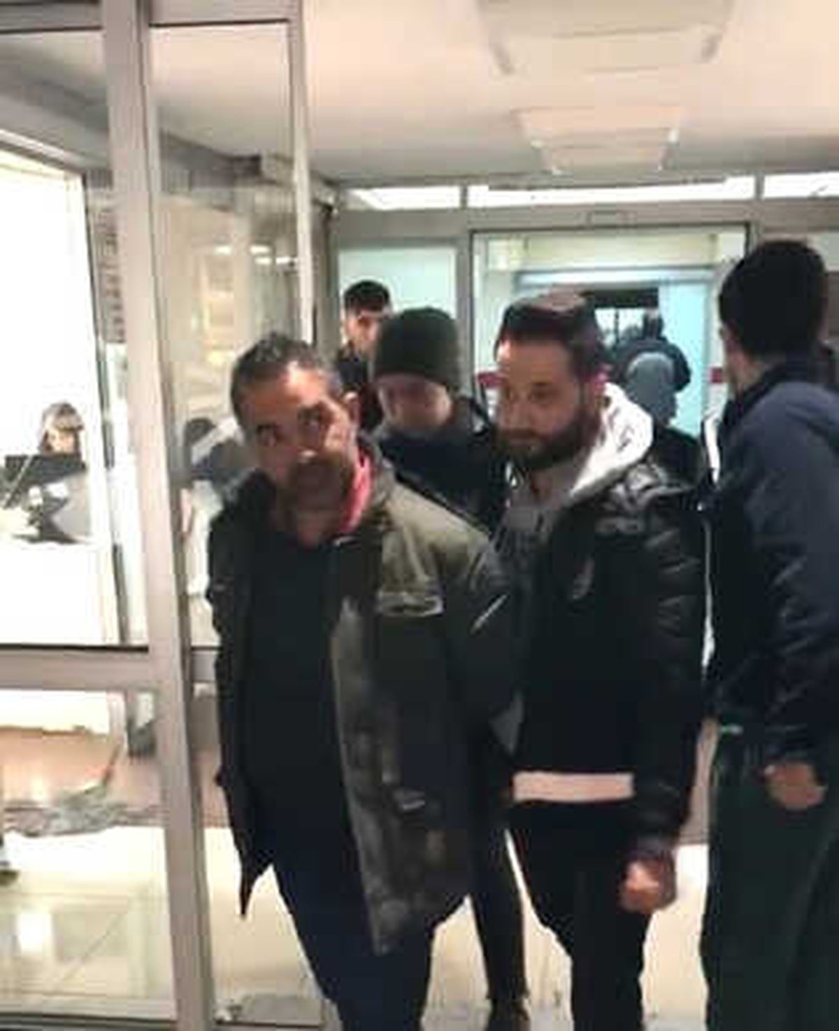 İzmir\'de PKK Operasyonu: 22 Şüpheliye Gözaltı