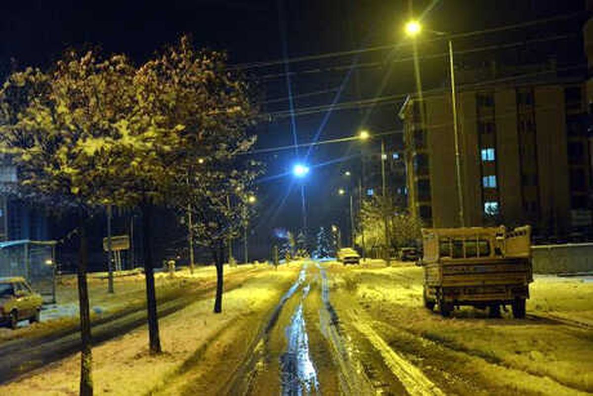 Kahramanmaraş\'ta Beklenen Kar Geldi (2)