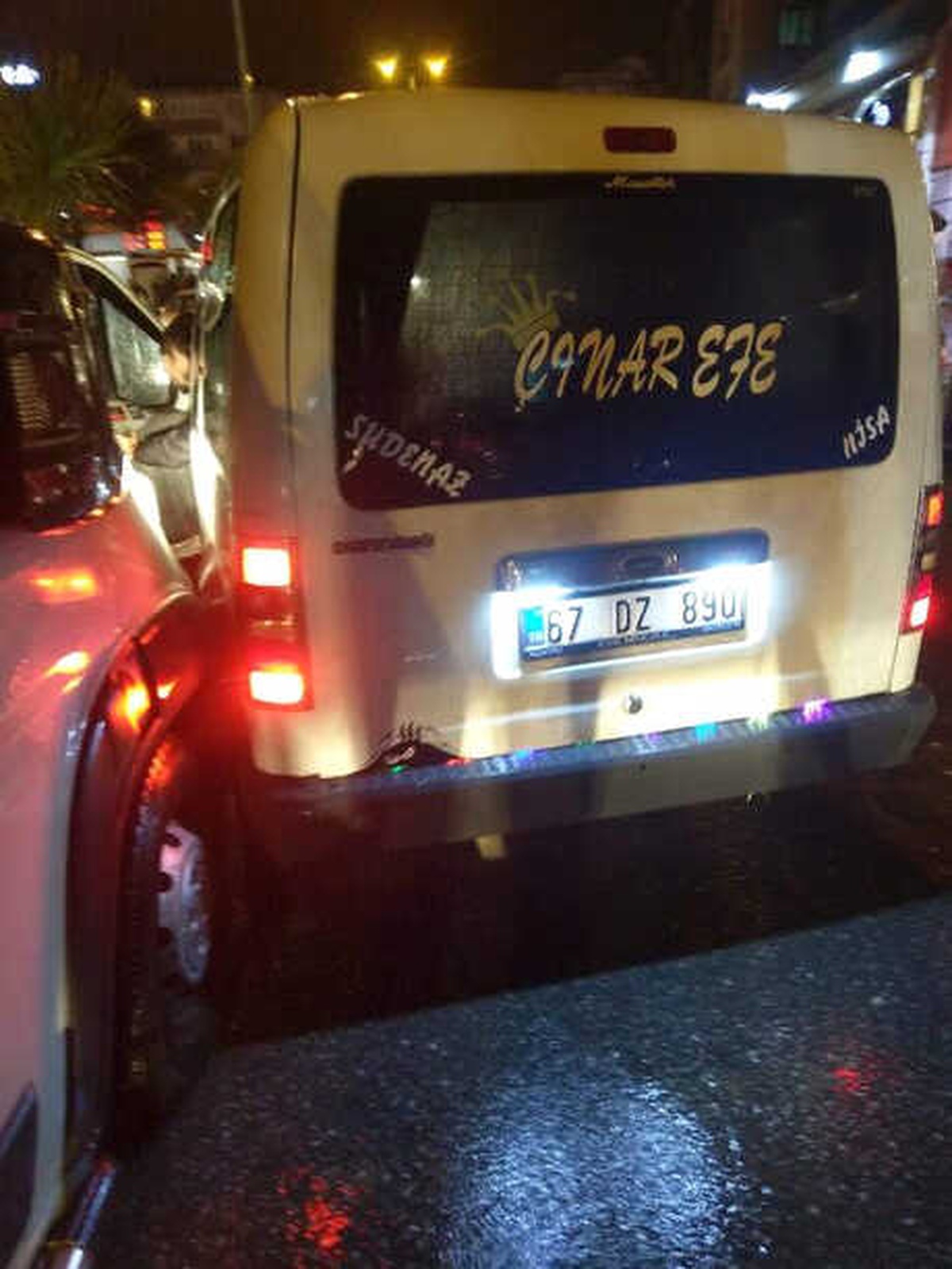 Kazanın Ardından Çıkan Kavgada Havaya Ateş Açıp Kaçtı