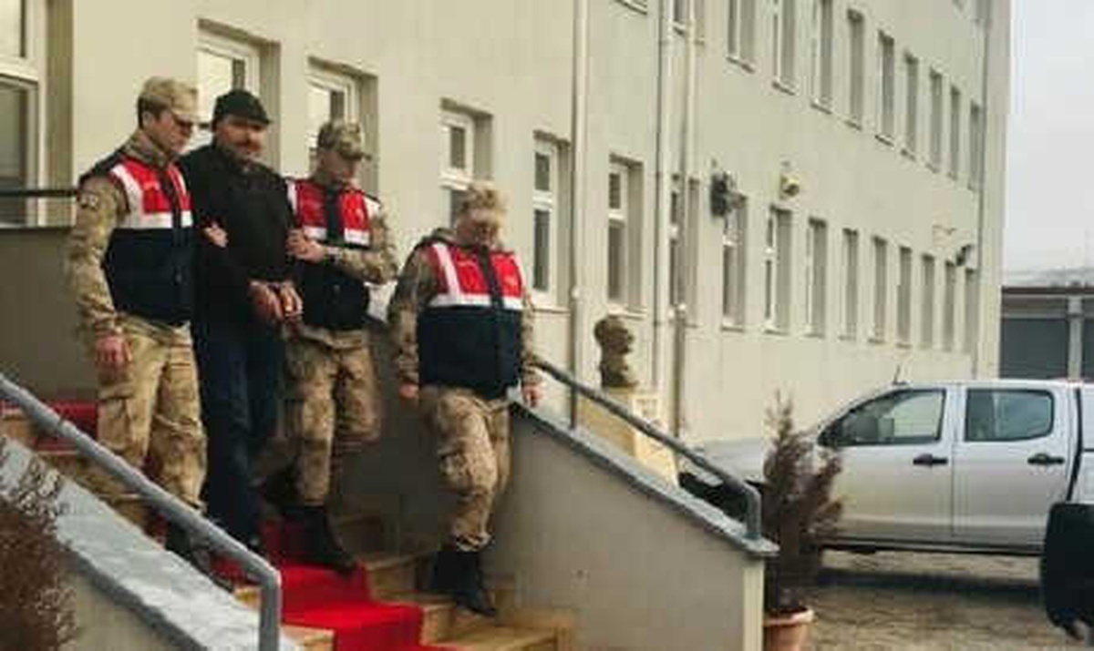 Malatya\'da Eski Polise Fetö\'den Gözaltı