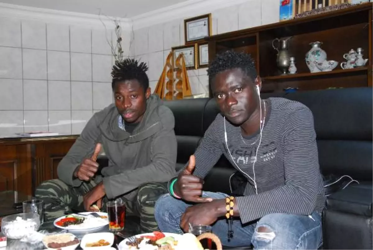 Ndiaye\'nin Türkiye\'ye Getirdiği 2 Senegalli, Diyarbakırspor\'a Transfer Oldu