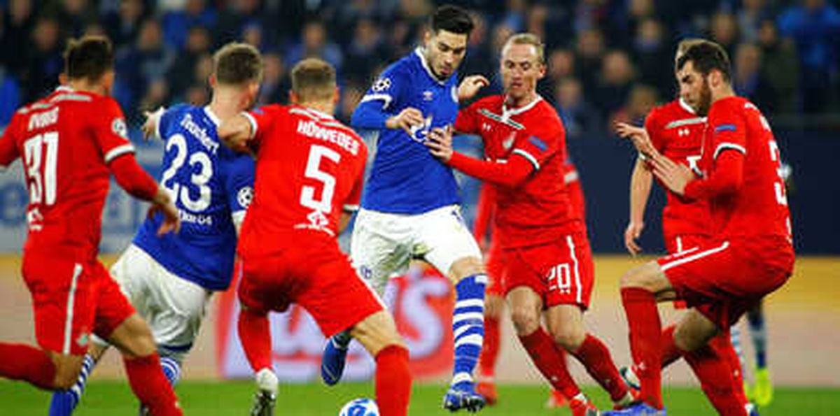 Schalke 04 - Lokomotiv Moskova: 1-0