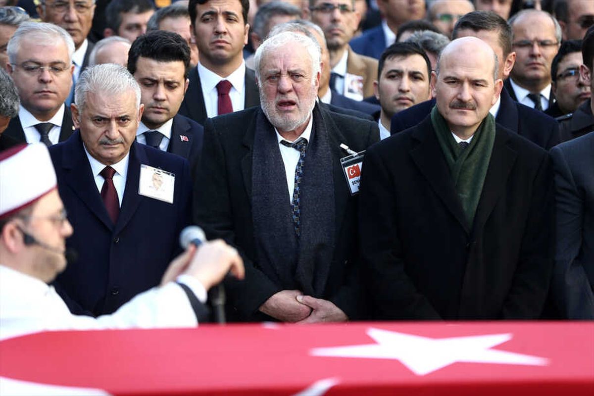 Şehit Emniyet Müdürü Son Yolculuğuna Uğurlandı