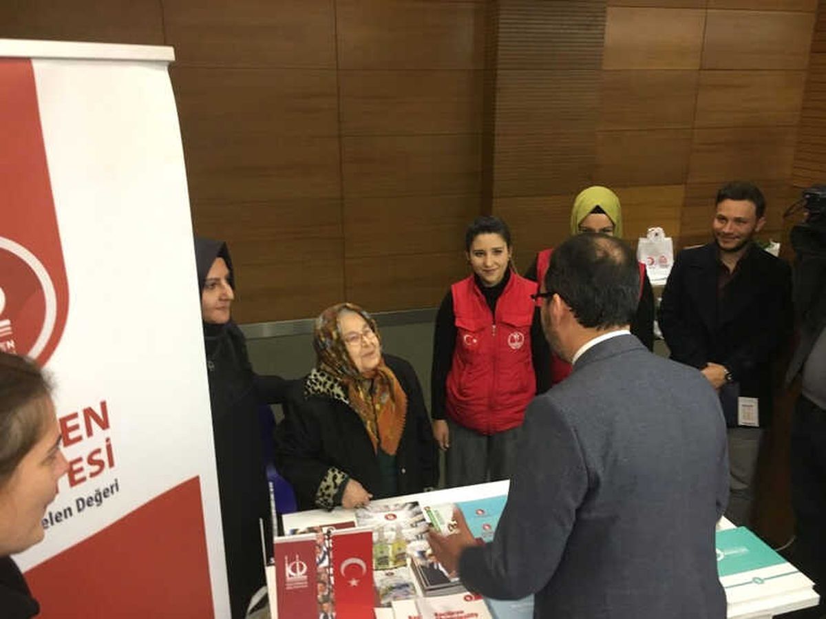 Yetişkin ve Genç Gönüllüler Buluştu