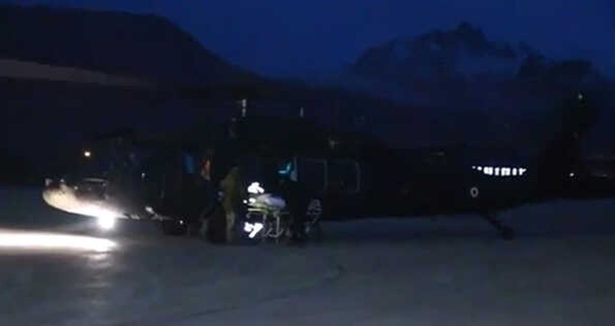 Ağrı\'da Askeri Helikopterle Hasta Kurtarma Operasyonu