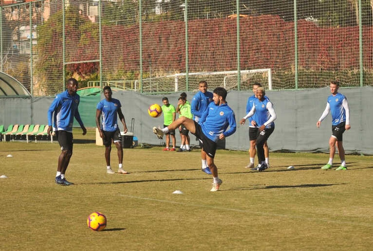 Alanyaspor\'da Rizespor Maçı Hazırlıkları Sürüyor