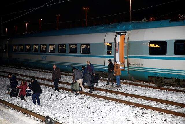 Ankara'daki Yüksek Hızlı Tren Kazasından İlk Görüntüler Geldi