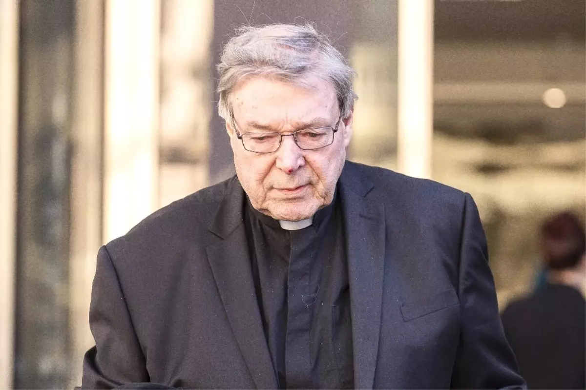 Avustralya\'nın Melbourne Mahkemesi, Kardinal George Pell\'i Çocuk Tacizinden Suçlu Buldu