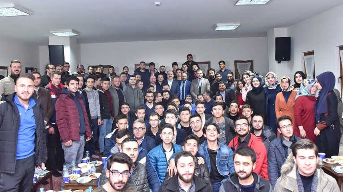 Başkan Altay, "Direnişten Şahlanışa 2023" Programında Gençlerle Buluştu