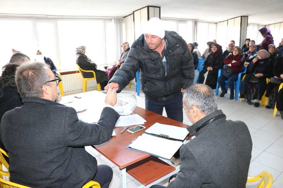 Beyşehir\'de Kurayla Gelen İş Sevinci