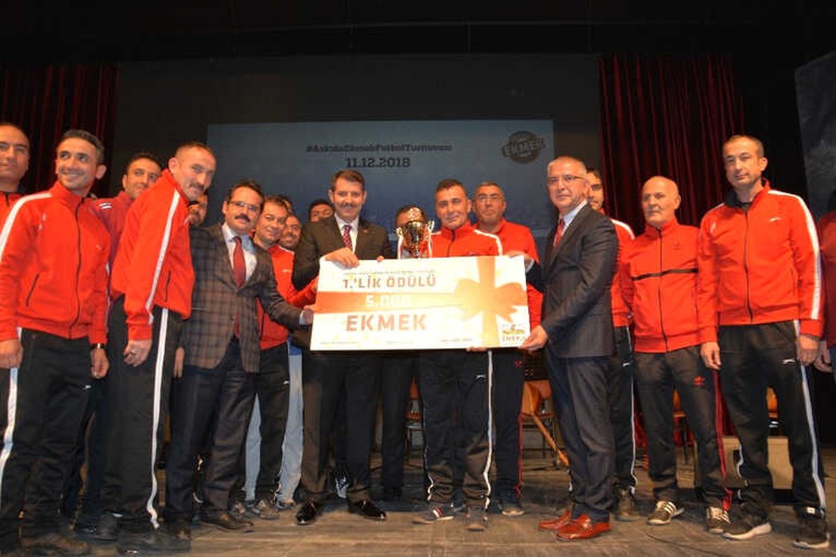Ck Enerji Çamlıbel Elektrik Sosyal Sorumluluk Projelerini Aynı Gecede Buluşturdu