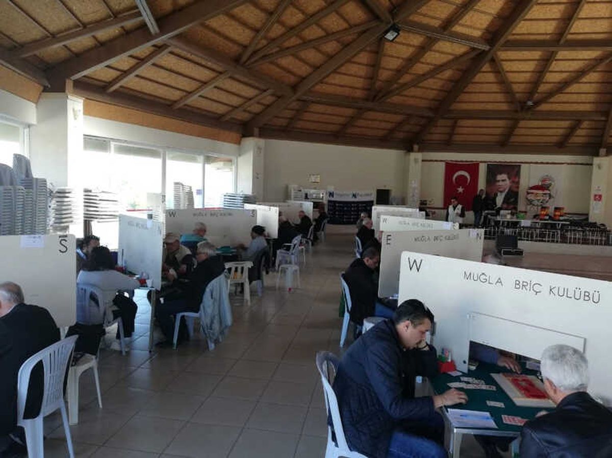 Dalaman\'da Briç Turnuvası