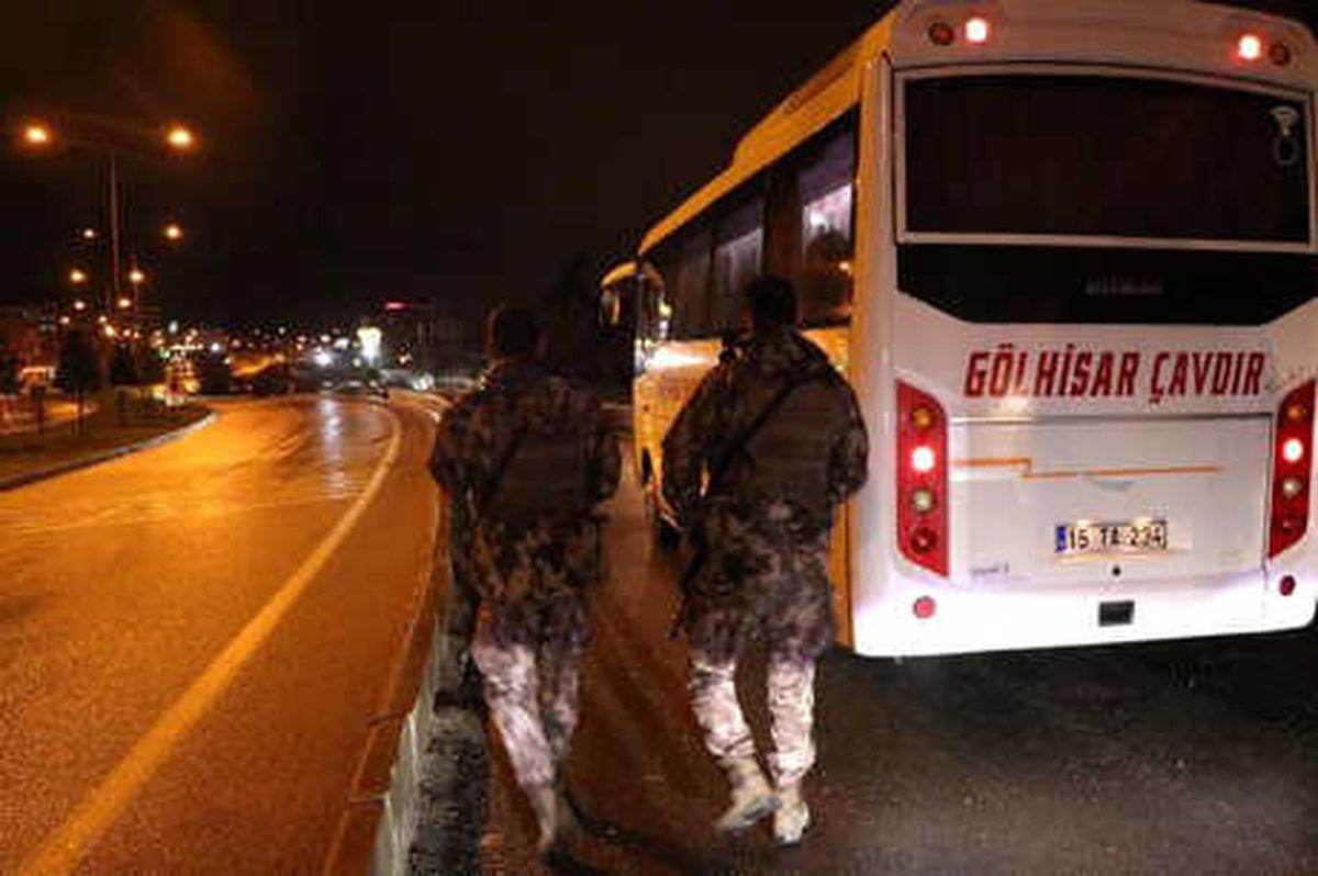 Denizli\'de 100 Polisin Katılımıyla \'Huzur\' Operasyonu