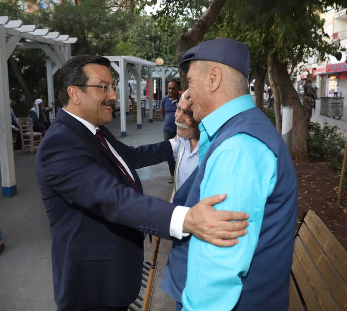 Diyarbakırlılar Kayyumdan Memnun