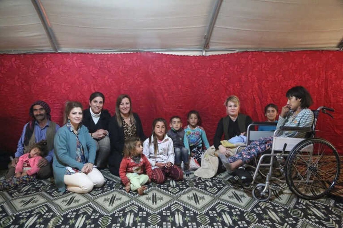 Engelli Kız Tekerlekli Sandalyesine Kavuştu
