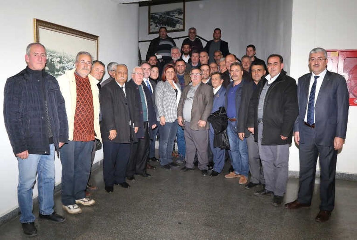 Germencikli Muhtarlar Başkan Çerçioğlu\'nu Ziyaret Etti