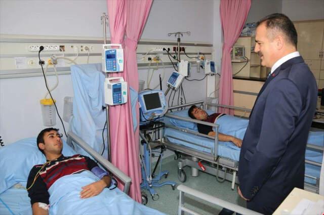 Hakkari' de Üs Bölgesine Yıldırım Düştü: 6 Asker Yaralı