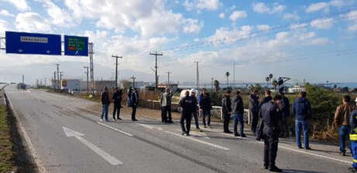 İş Makinesi Doğal Gaz Borusunu Patlattı; Karayolu Trafiğe Kapatıldı