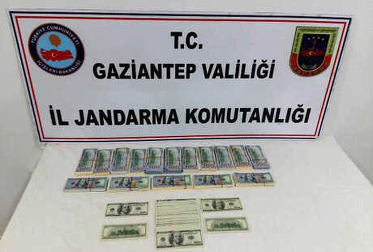 İslahiye\'de Sahte Dolara 5 Gözaltı