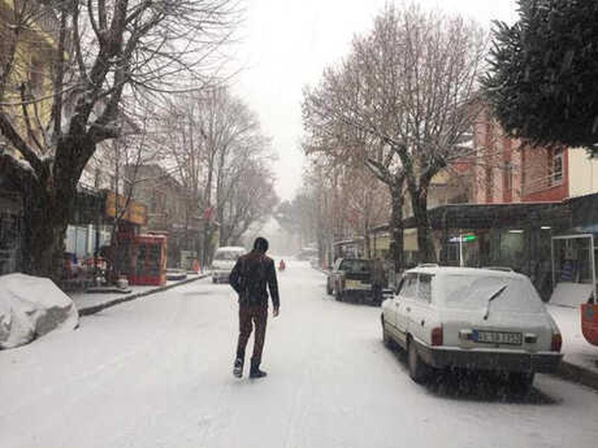 İzmir\'de \'Kar\' Yağışı