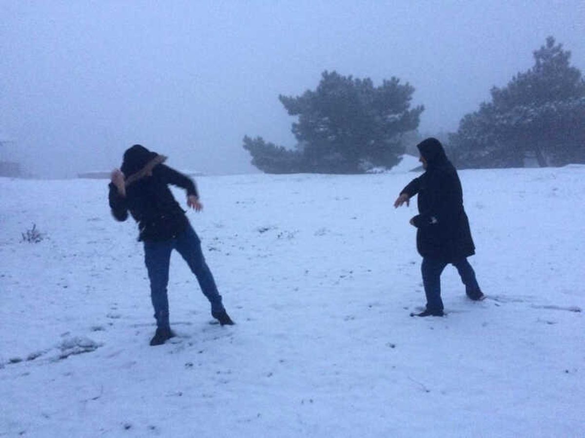 İzmirliler Yıllar Sonra Karla Hasret Giderdi