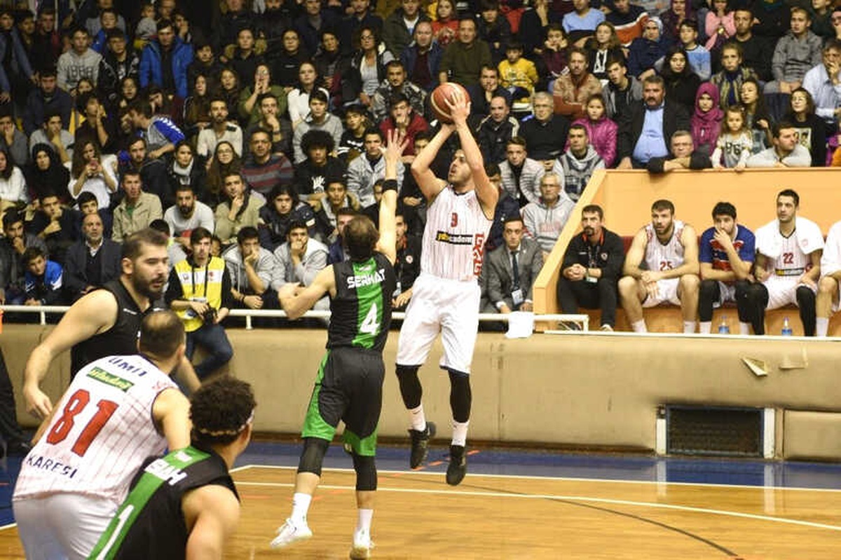 Karesispor Zorlu Ormanspor Deplasmanında