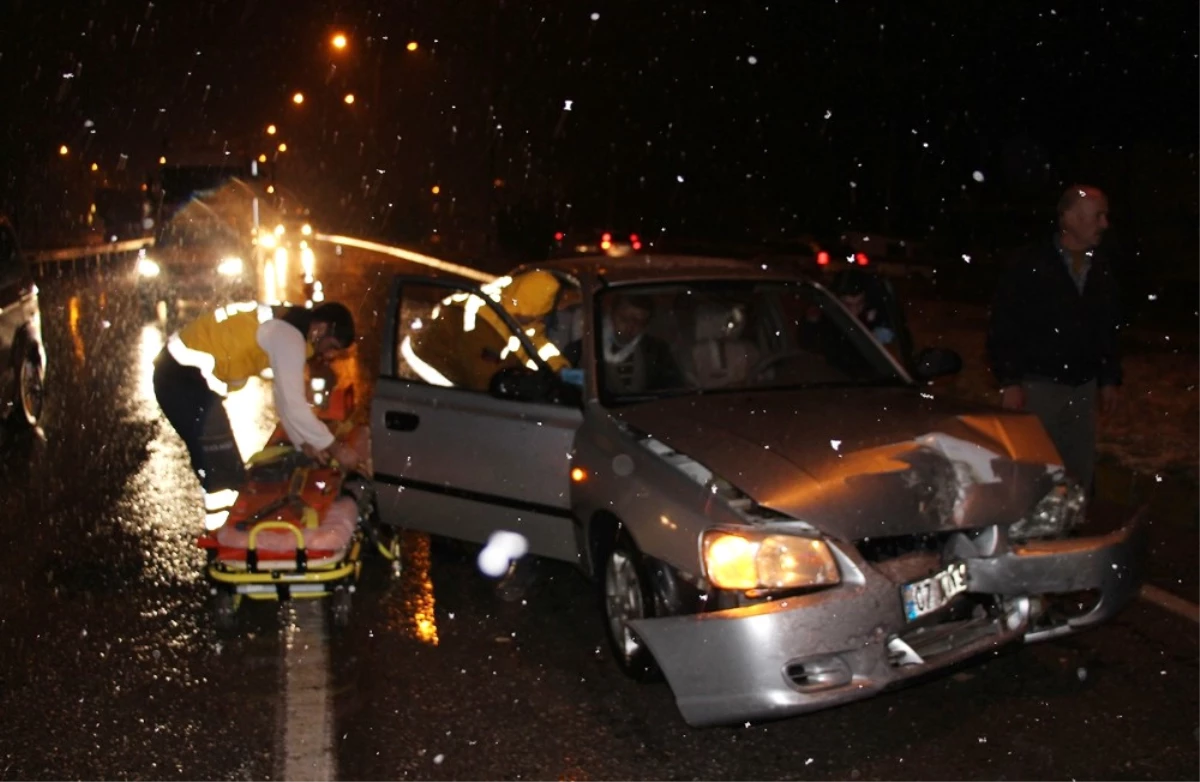 Kula\'da Zincirleme Trafik Kazası: 1 Yaralı