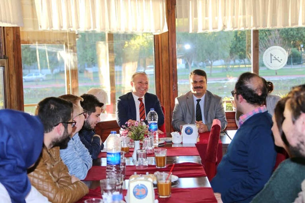 Rektör Ünal Engelli Öğrencilerle Bir Araya Geldi