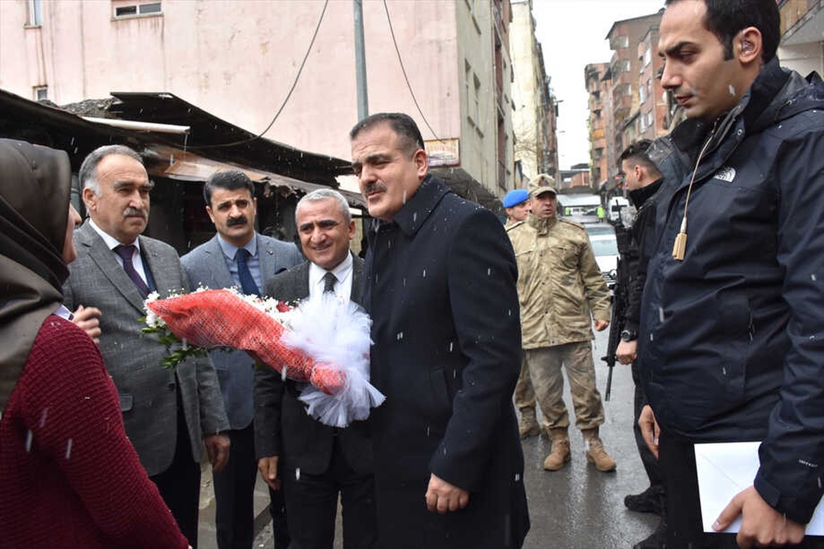 Vali Akbıyık, Kurs Merkezini Ziyaret Etti