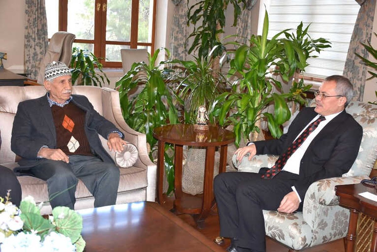 Vali Deniz, Şehit Babasını Ağırladı
