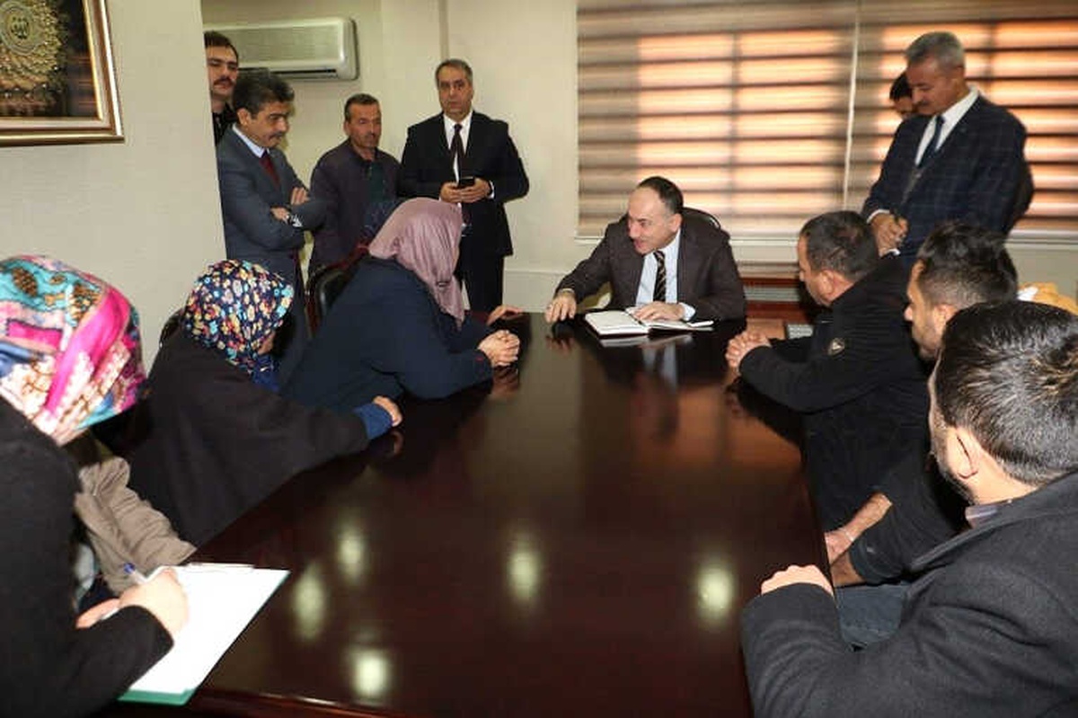 Vatandaşların Sorunları Halk Gününde Çözüme Kavuşuyor