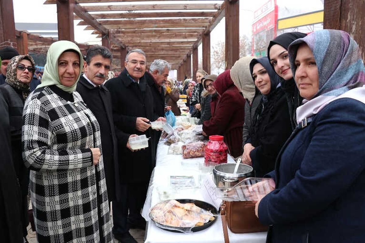 Ak Kadınlardan Yerli Üretime Destek