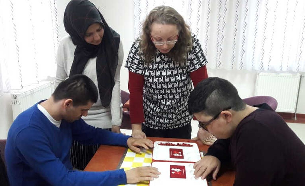 Altındağlı Çocuklar Engelli Arkadaşlarıyla El Ele Verdi