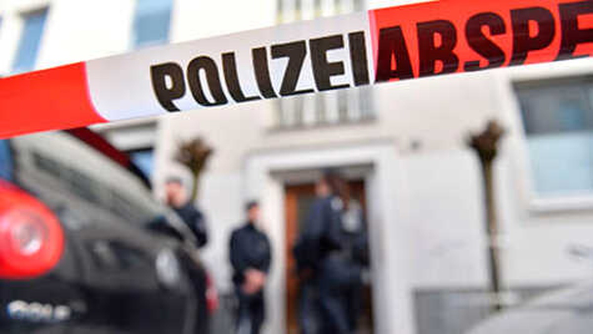 Bıçaklı Saldırgan Nürnberg\'de Polisi Alarma Geçirdi