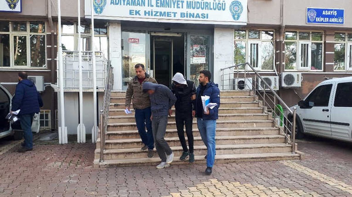 Büfe Hırsızları Yakalandı: 3 Gözaltı