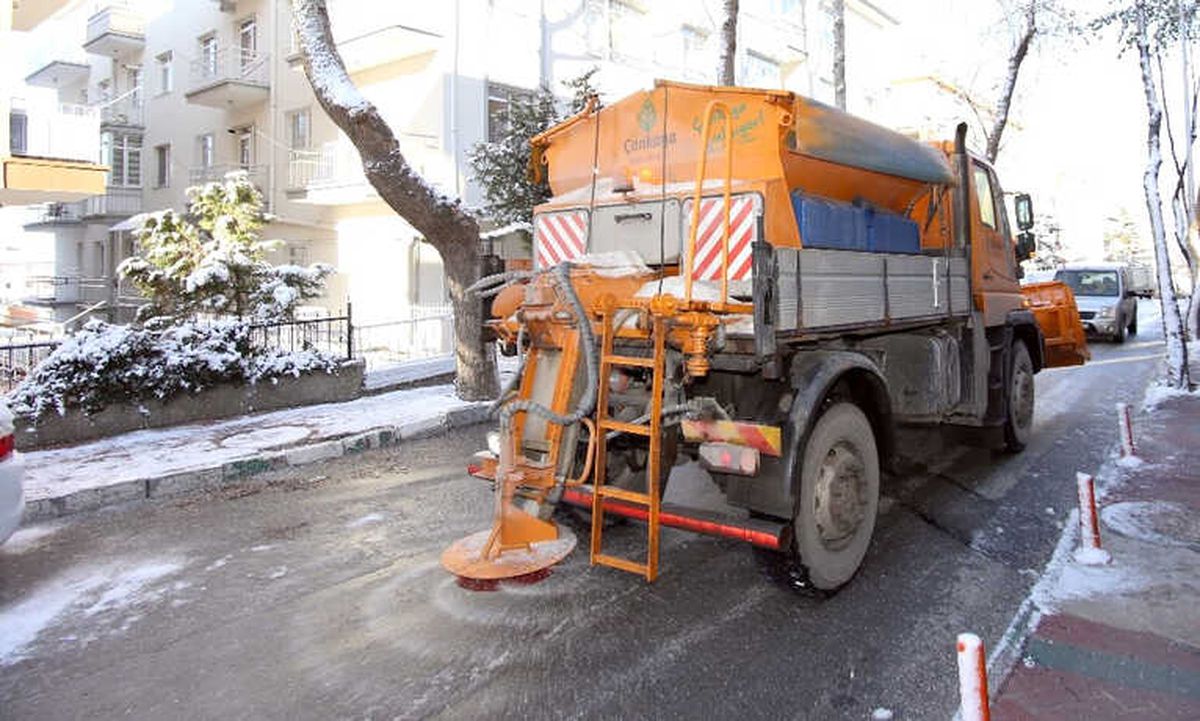 Çankaya\'da Karla Mücadele Çalışması