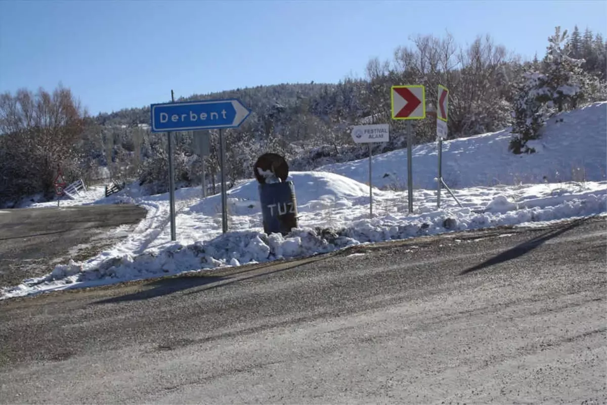 Derbent\'te Buzlanmaya Karşı "Tuz Varilli" Önlem