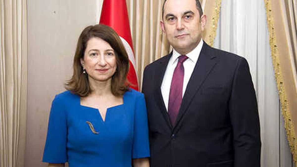 Dürüstçe Söylemem Gerekirse Bir Senede Bir Arpa Boyu Yol Gitmedik