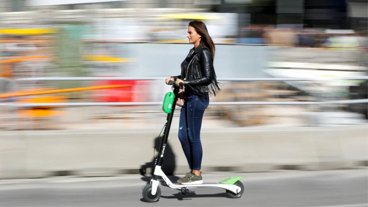 Elektrikli Scooterlar: Yenilikçi Bir Ulaşım Aracı Mı, Kentlerin Yeni Kabusu Mu?