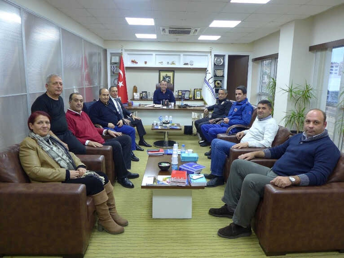 Emniyet Müdürü Berksoy, Kuşadası Ticaret Odası\'nı Ziyaret Etti