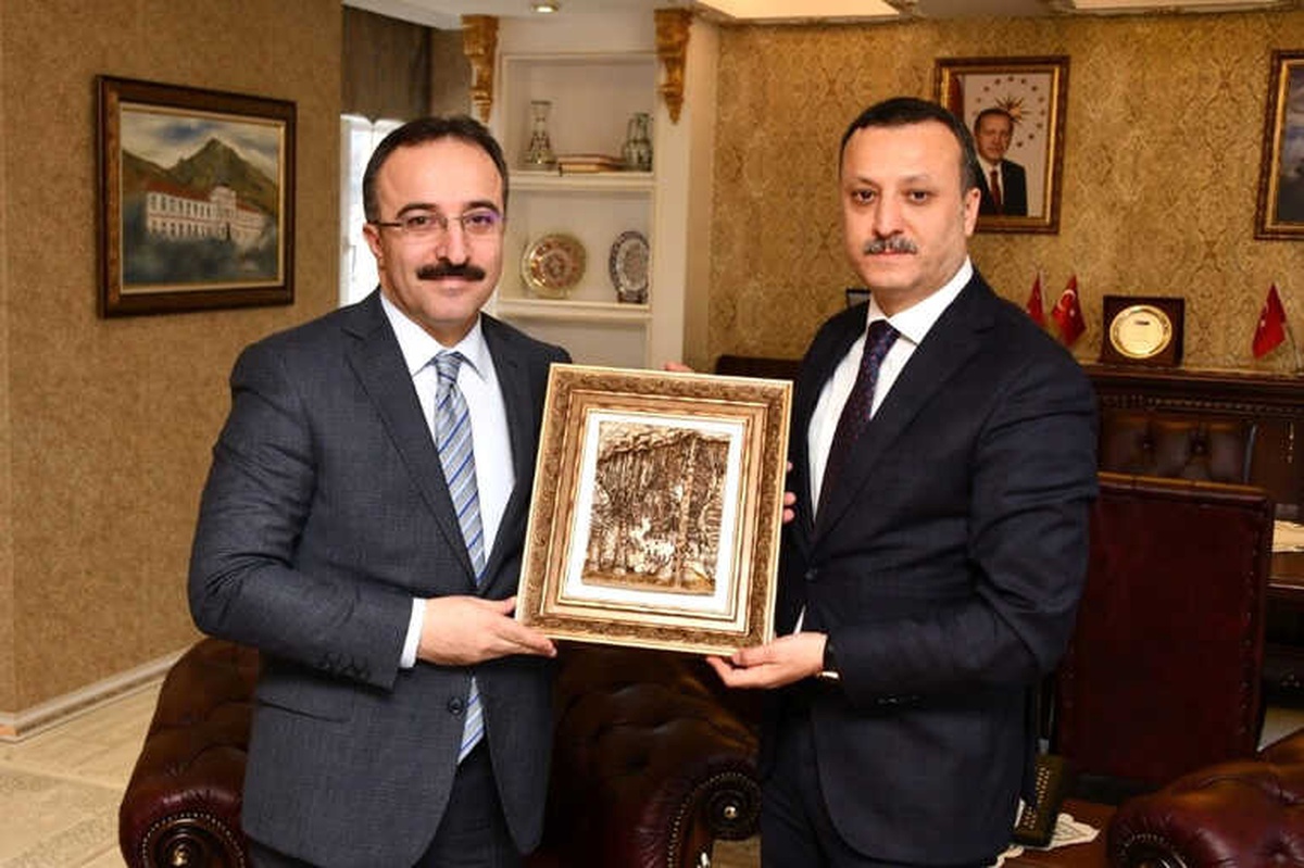 İçişleri Bakan Yardımcısı İsmail Çataklı Gümüşhane\'de