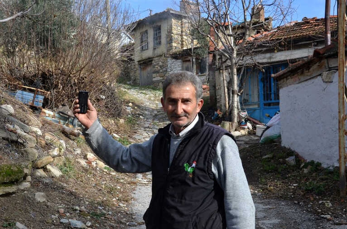 İnternetsiz Köyde Öğrencilerin Derdi Büyük