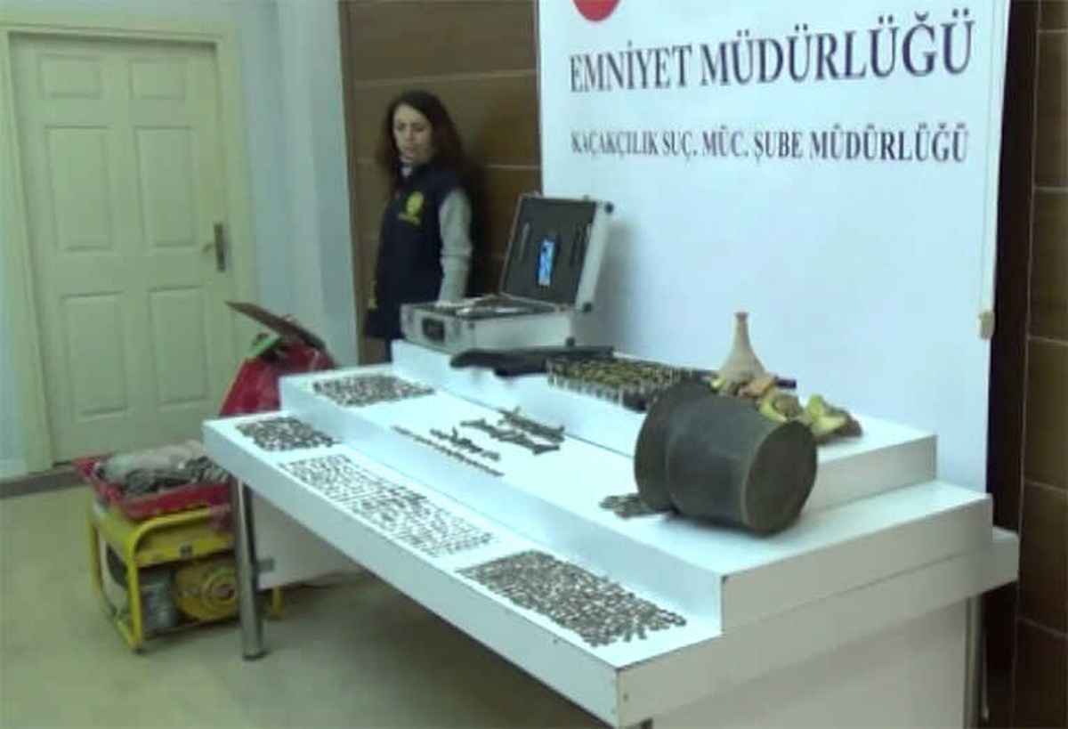 İstanbul\'da Tarihi Eser Kaçakçılarına Operasyon