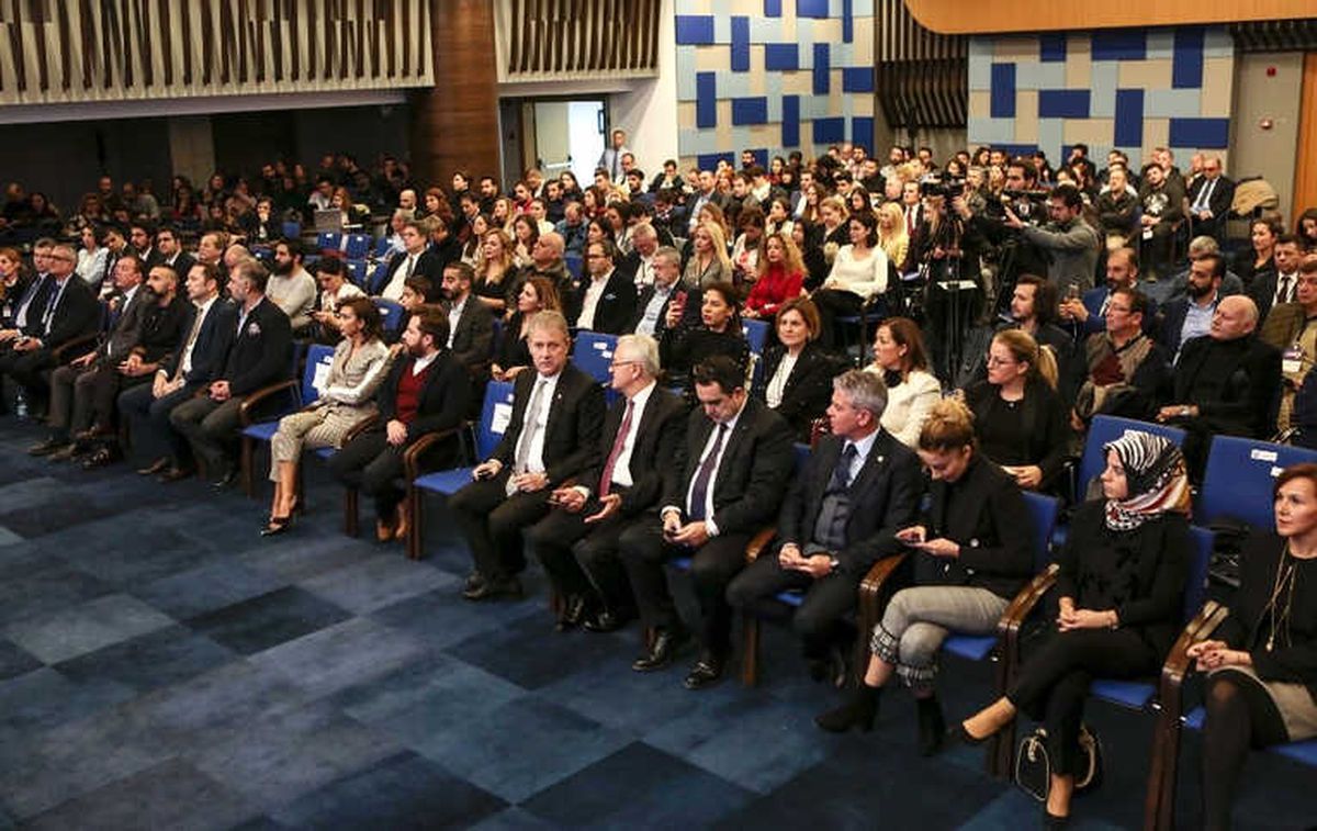 İzmir Dijital Devrime Hazırlanıyor
