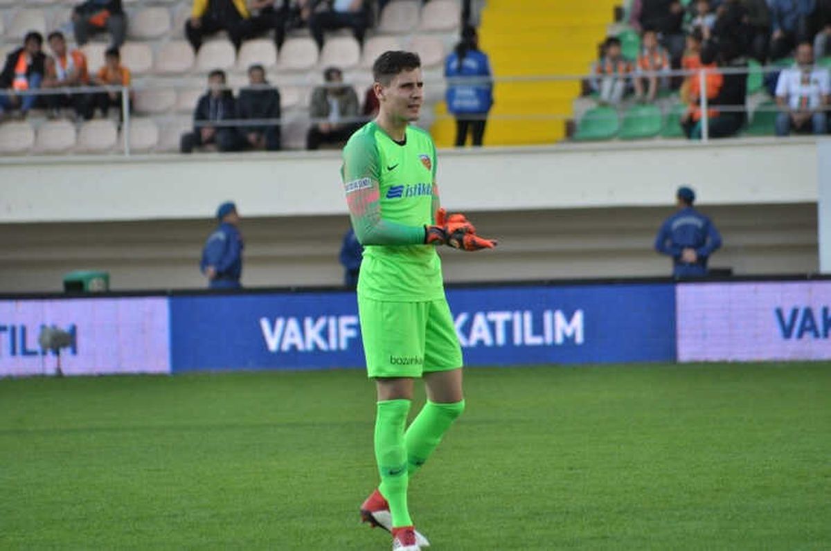 Kale Yine Silviu Lung\'un
