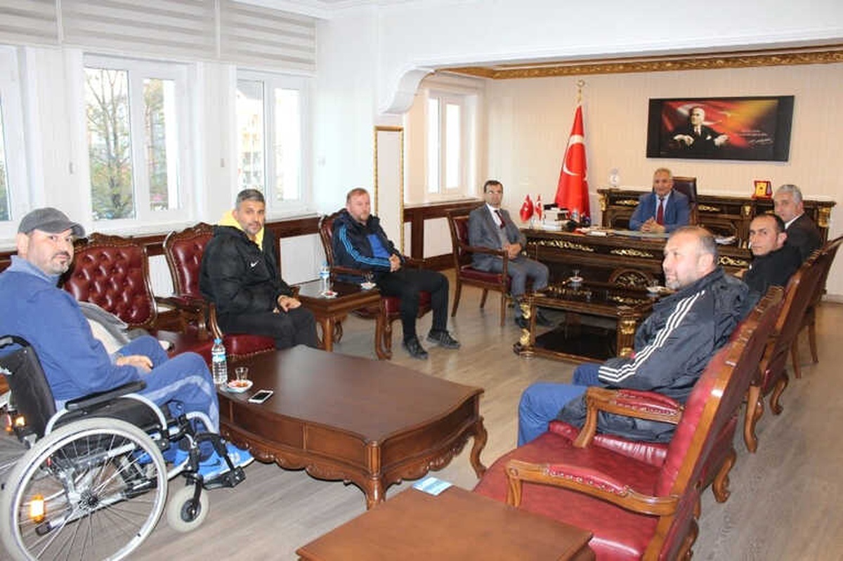 Kaymakam Yapıcı\'dan Amatöre Destek